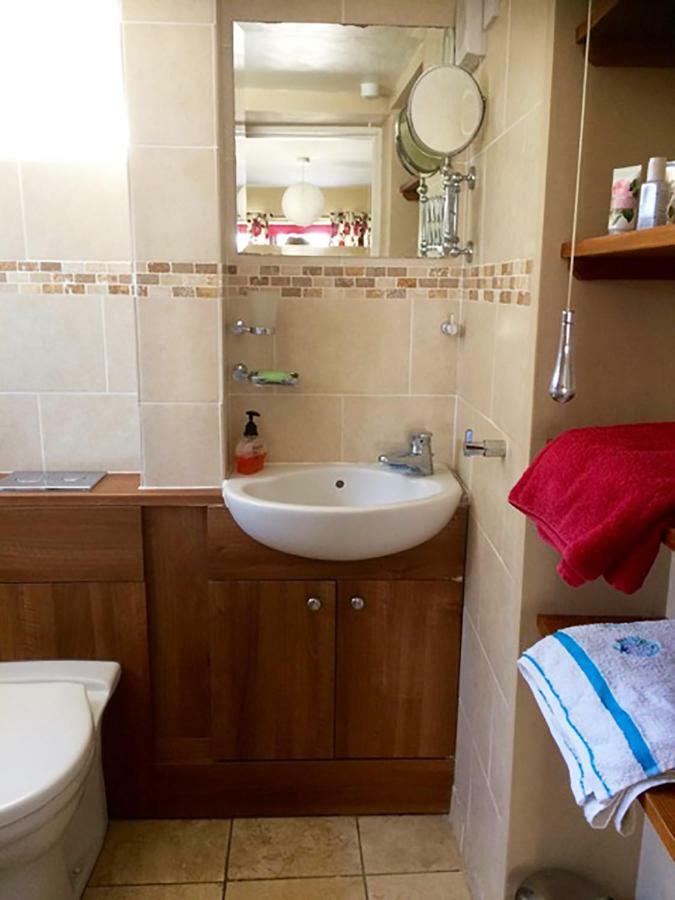 Village Homestay B&B Near Oxford Haddenham  外观 照片